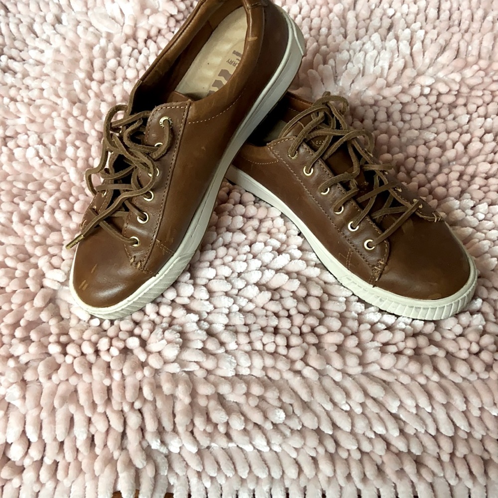 Sperry tan leather